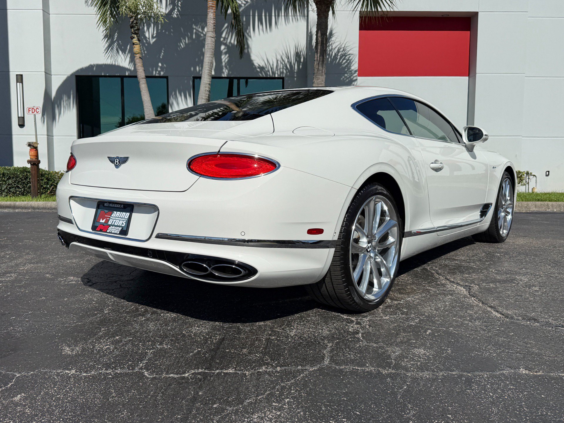 Used 2023 Bentley Continental GT Azure AWD/4WD image 27