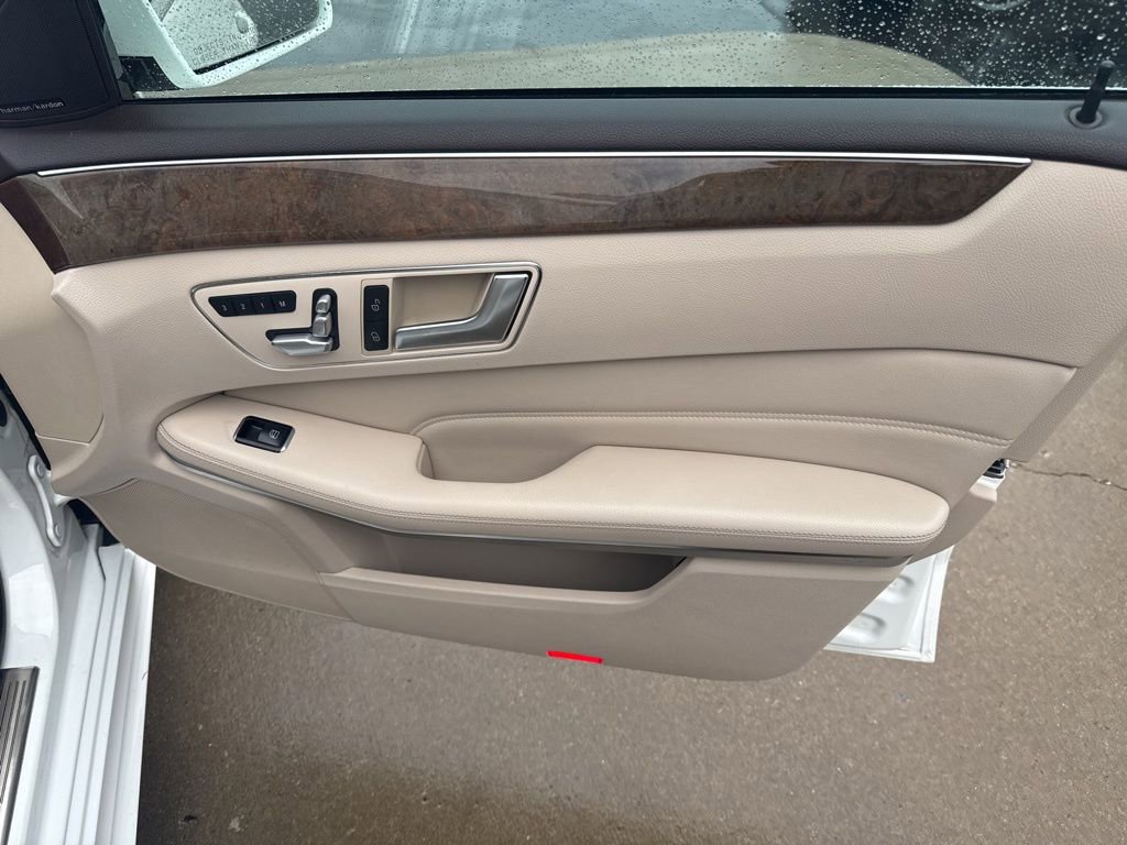 Used 2015 Mercedes-Benz E 350 4MATIC Sedan image 47