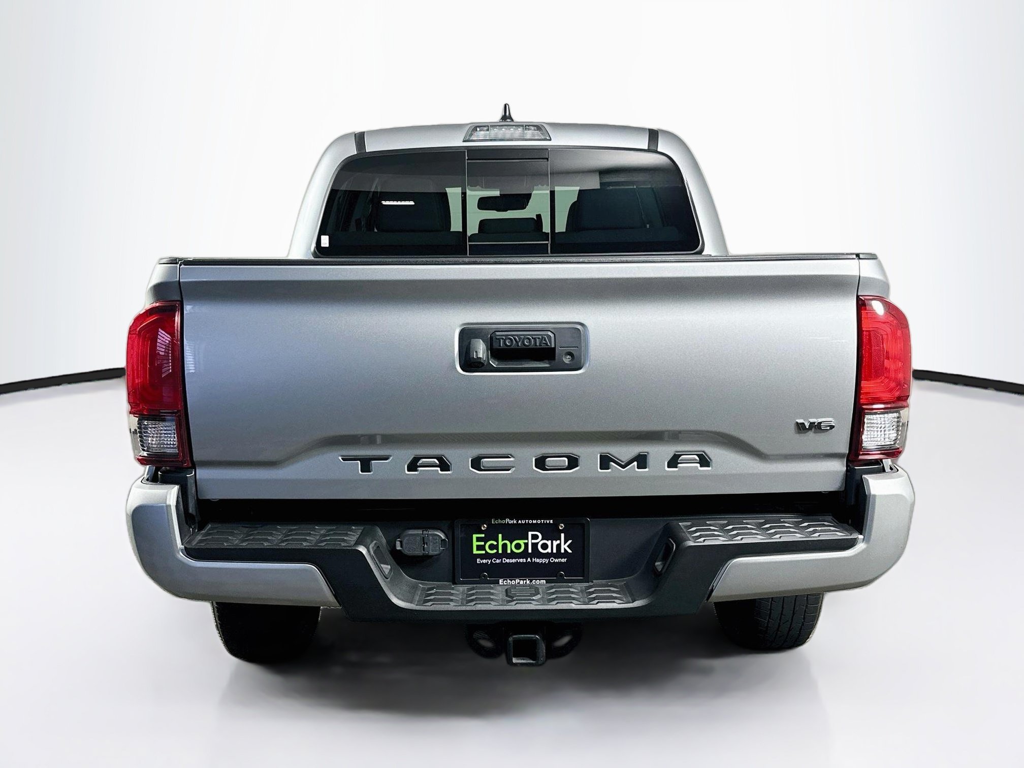Used 2022 Toyota Tacoma SR5 w/ Technology Package RWD image 7