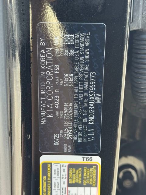 Certified 2025 Kia Soul LX w/ LX Technology Package image 17