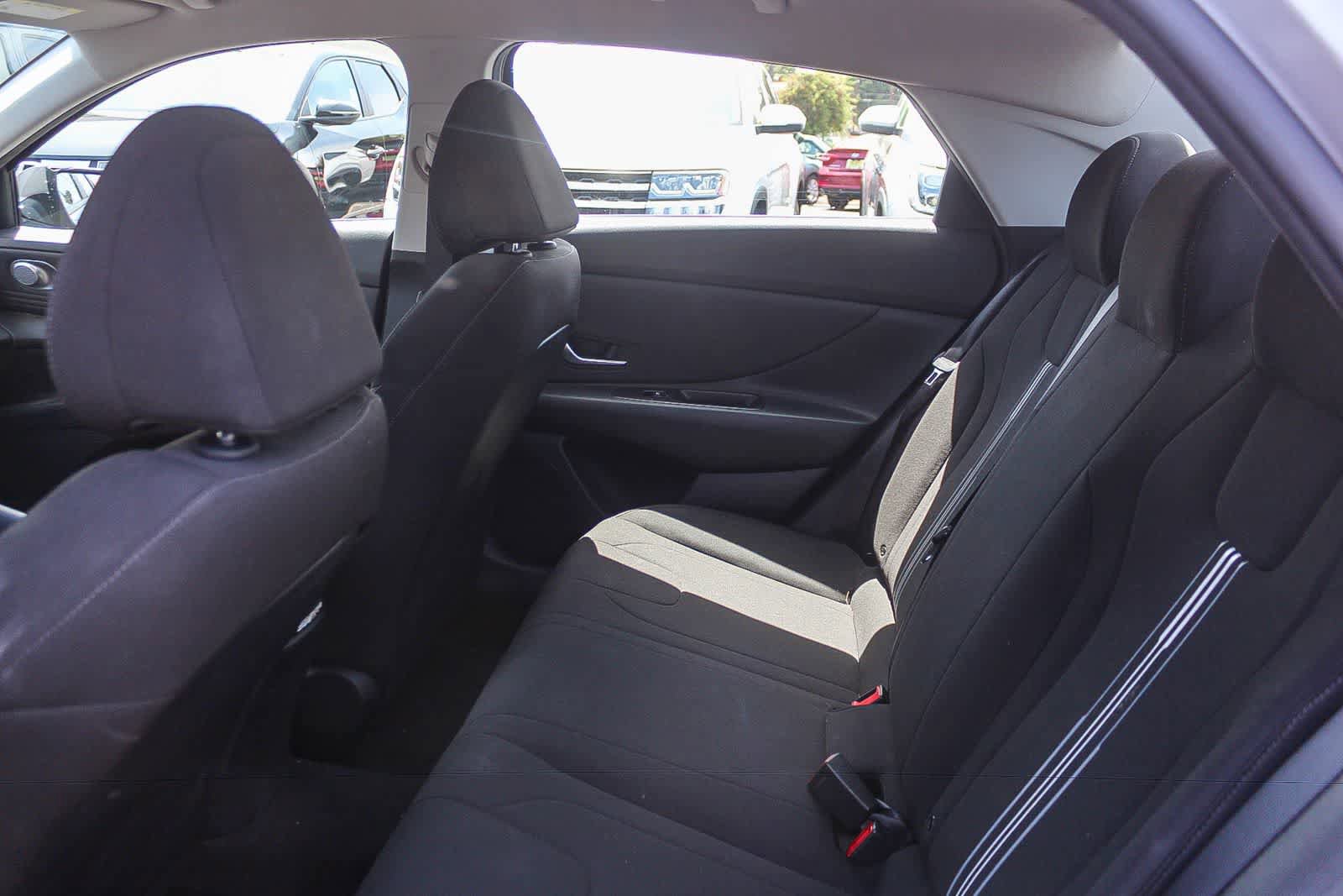 Certified 2023 Hyundai Elantra SEL w/ Convenience Package FWD image 23