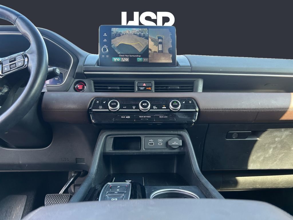 Used 2023 Honda Pilot Elite image 11