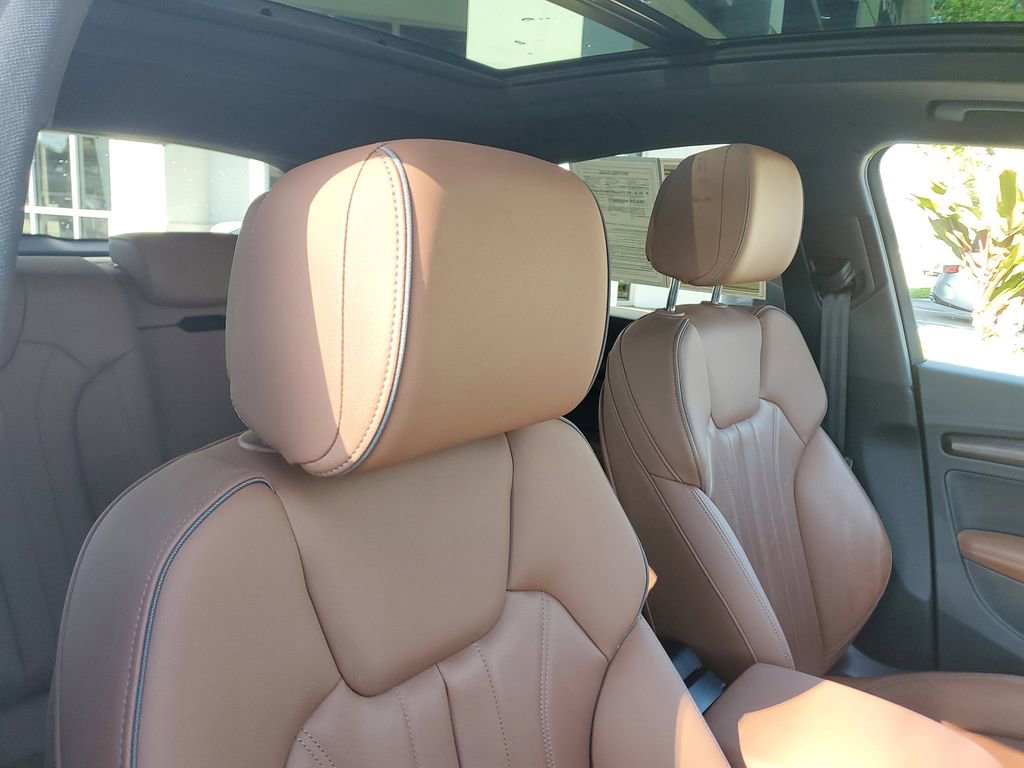 Used 2023 Audi Q5 2.0T Premium Plus w/ Premium Plus Package image 23