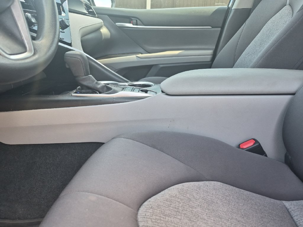 Used 2023 Toyota Camry LE FWD image 10