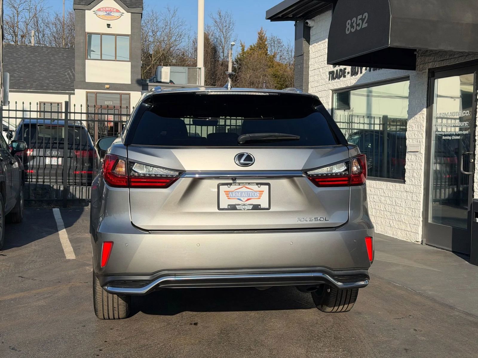 Used 2020 Lexus RX 350L Premium w/ Premium Package image 9