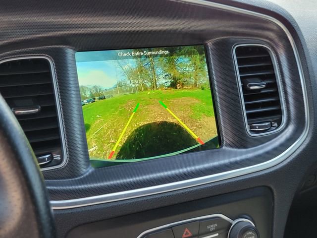 Used 2018 Dodge Charger R/T RWD image 17