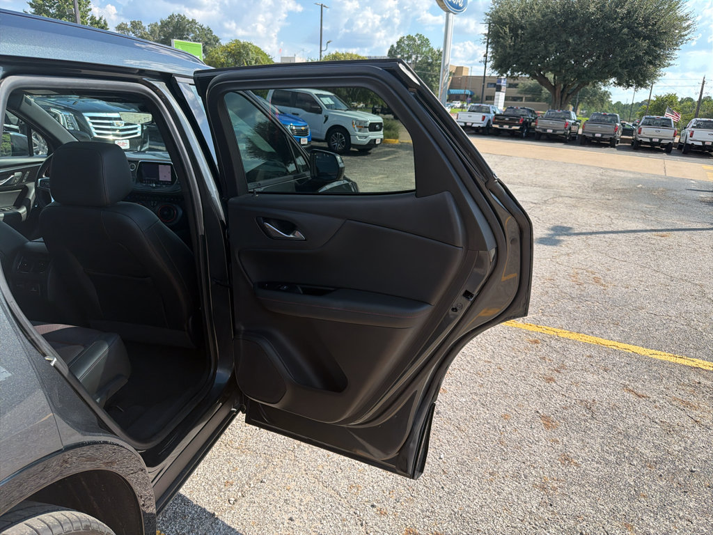 Used 2019 Chevrolet Blazer RS FWD image 24