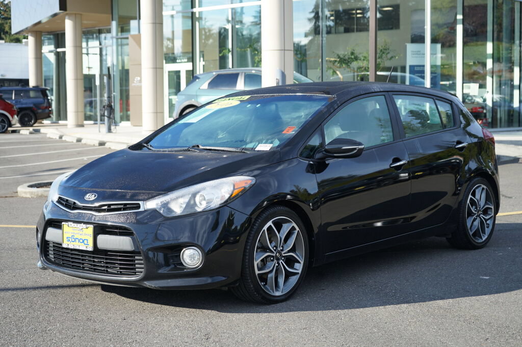 Used 2016 Kia Forte SX w/ Option Group 050 FWD image 10
