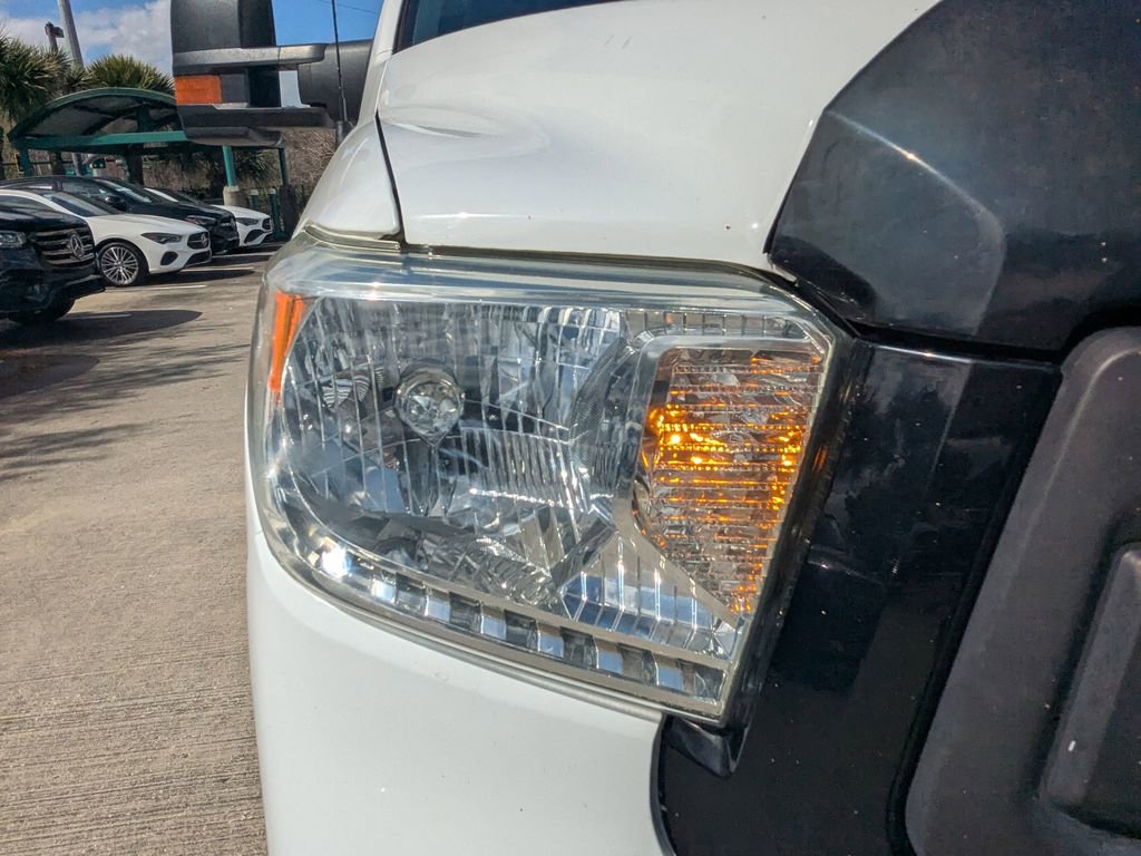 Used 2014 Toyota Tundra SR image 18