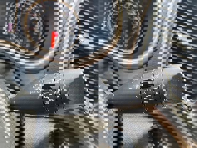 Certified 2016 Jeep Cherokee Sport image 21