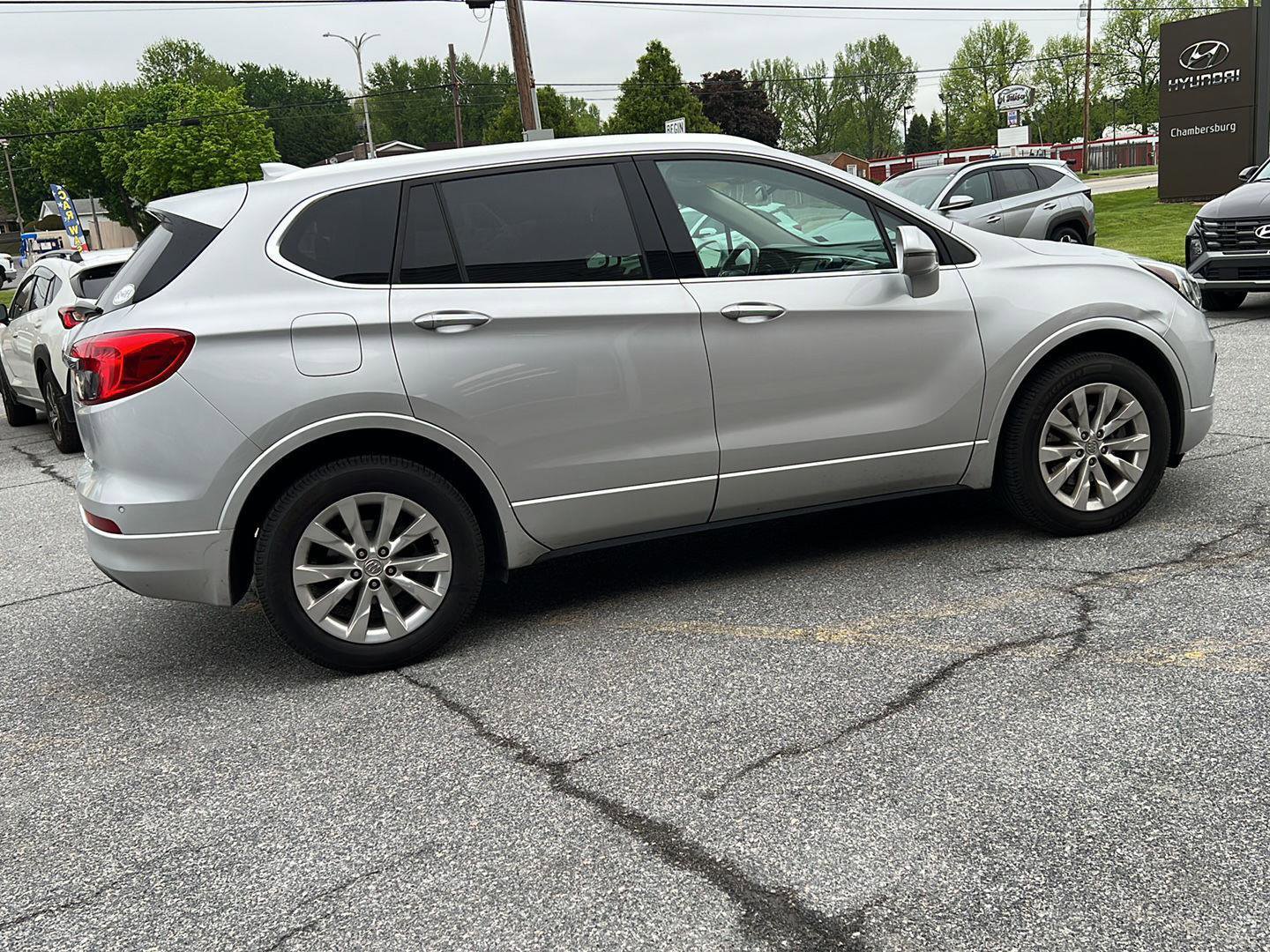 Used 2017 Buick Envision Essence AWD/4WD image 3