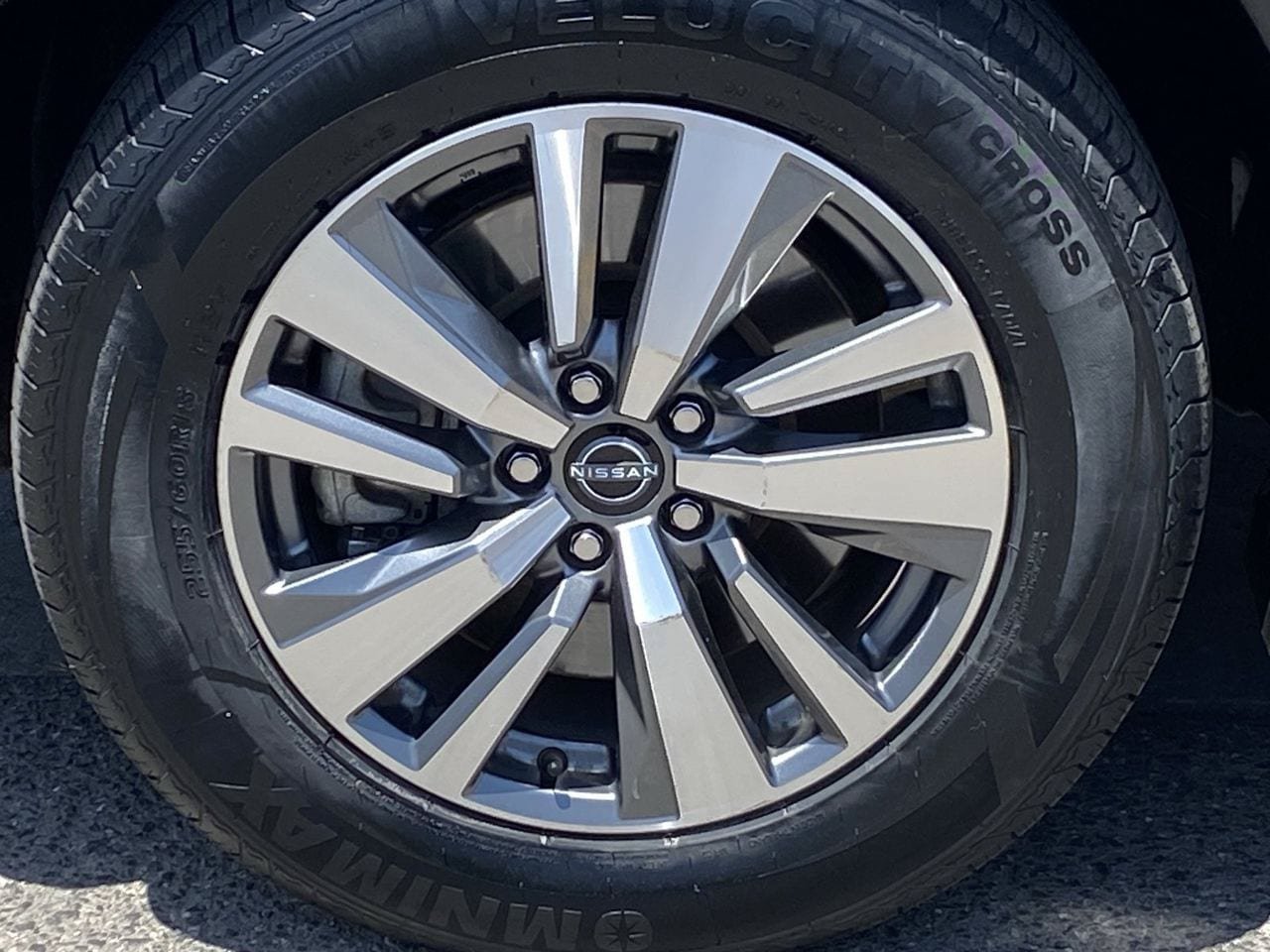 Certified 2024 Nissan Pathfinder SL FWD image 8