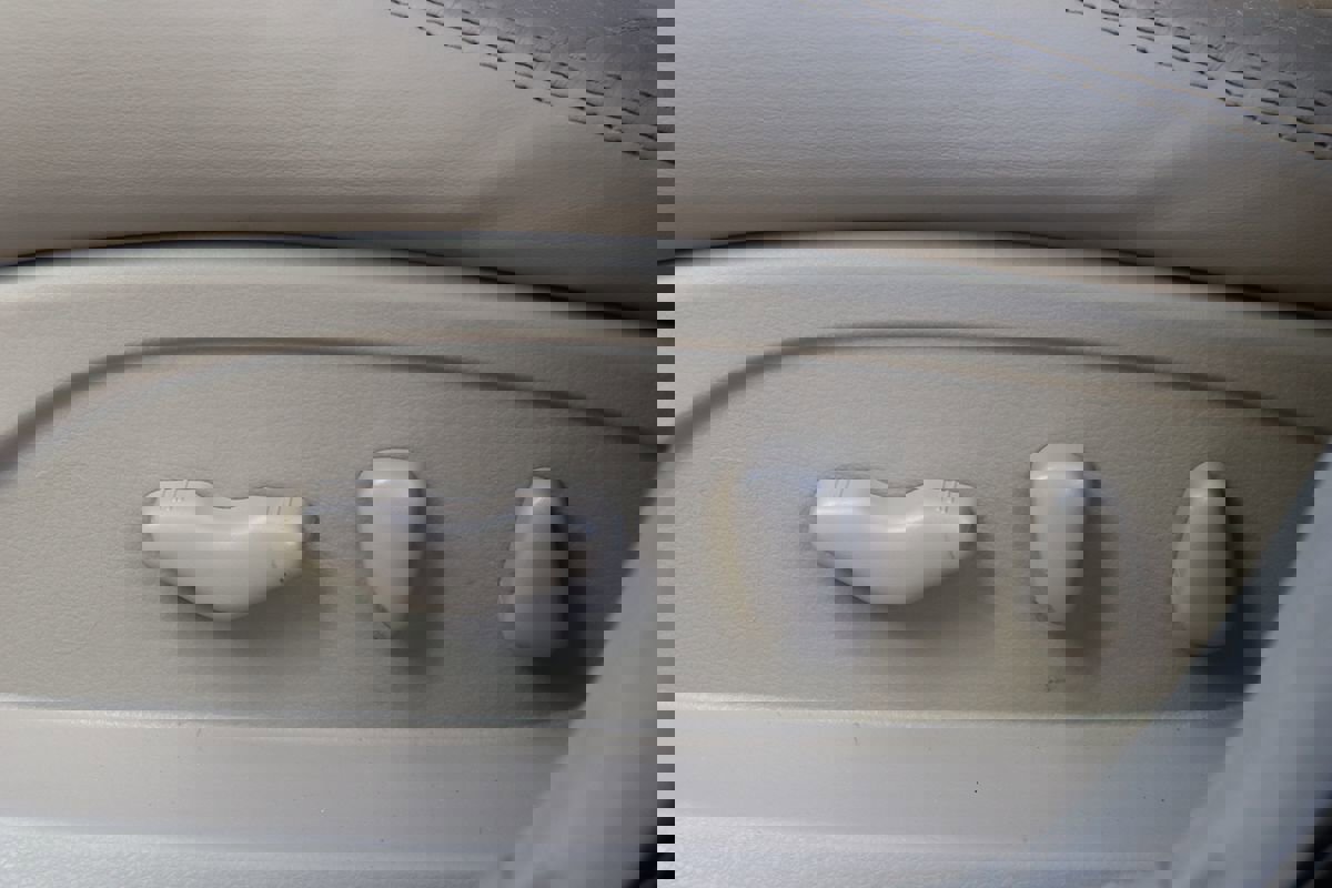 Used 2004 INFINITI Q45 Premium image 35