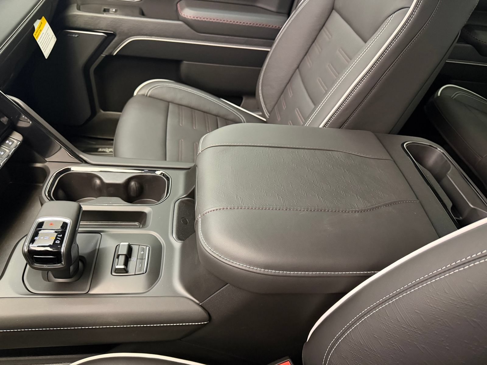 New 2026 GMC Sierra 1500 AT4X w/ AT4X AEV Edition AWD/4WD image 32
