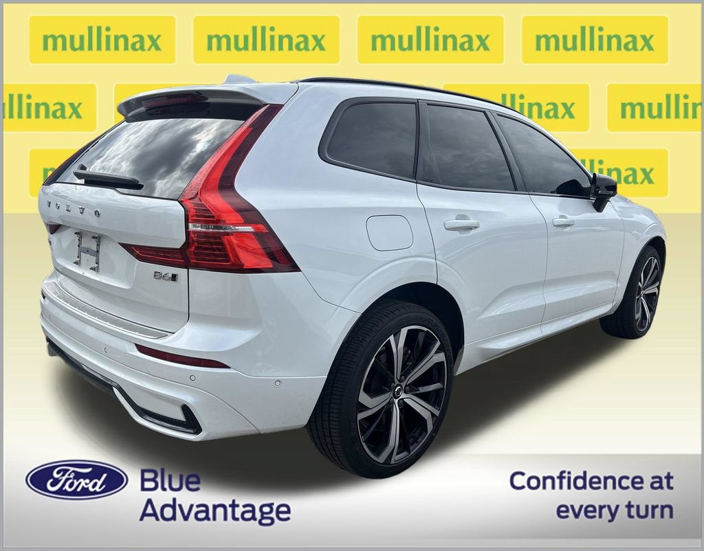 Used 2023 Volvo XC60 B6 Ultimate w/ Protection Package Premier AWD/4WD image 2