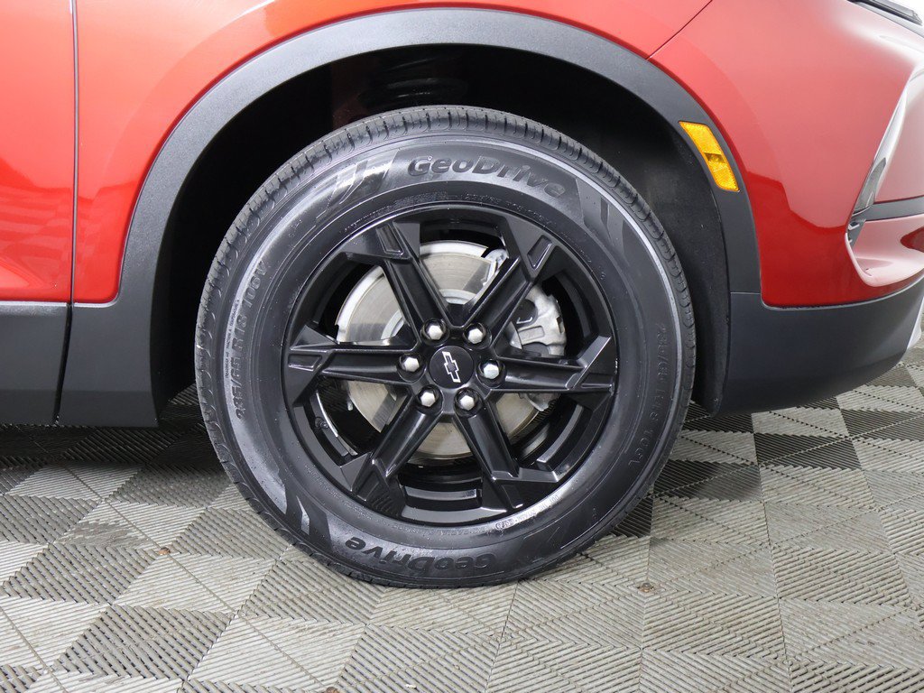 Used 2024 Chevrolet Blazer LT w/ Convenience Package FWD image 22