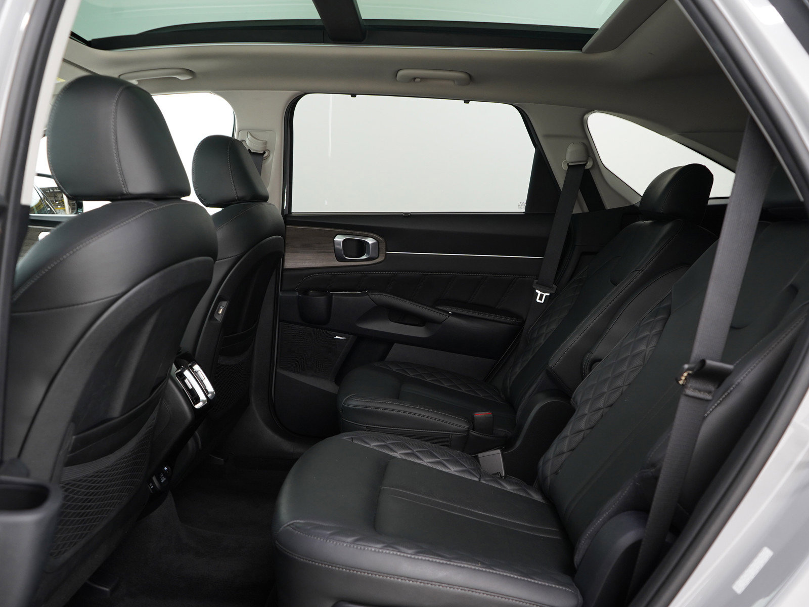 Used 2023 Kia Sorento SX Prestige image 19