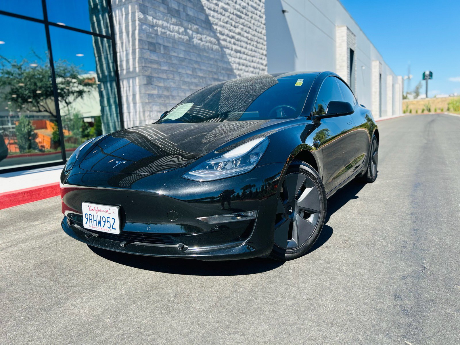 Used 2021 Tesla Model 3 Long Range AWD/4WD image 14