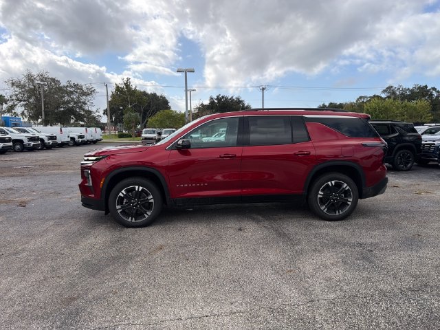 New 2027 Chevrolet Traverse LT w/ Sun and Wheel Package FWD image 3