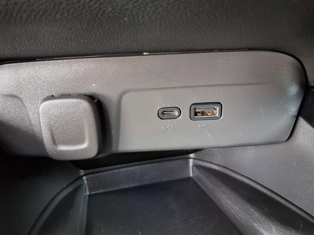 Certified 2025 Chevrolet Trax ACTIV w/ Sunroof Package image 13