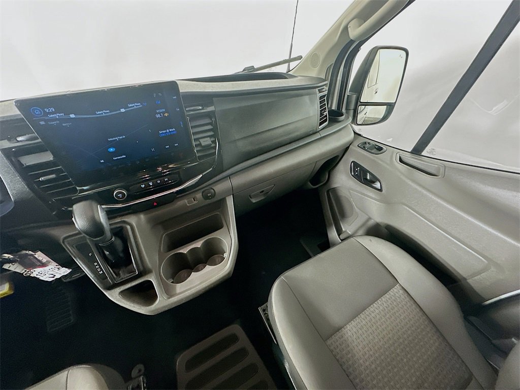 Used 2023 Ford Transit 350 XLT image 11