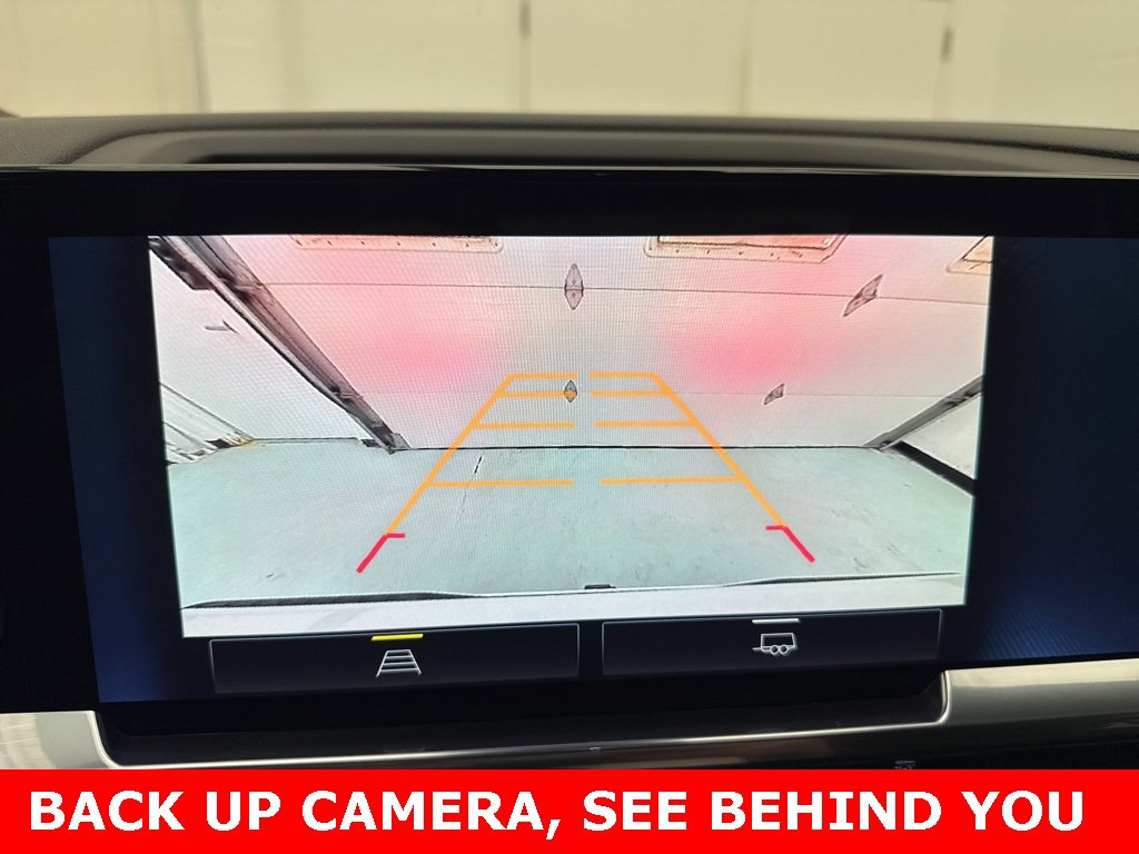 Used 2023 Chevrolet Silverado 1500 RST image 2