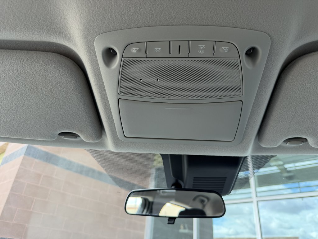 Used 2025 Nissan Leaf S FWD image 24