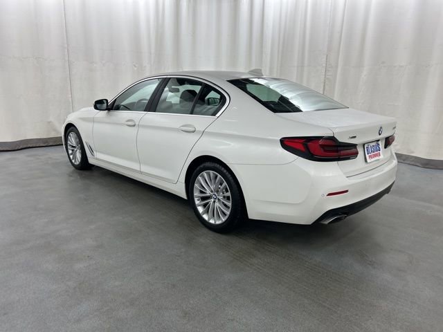 Used 2022 BMW 530i xDrive w/ Convenience Package image 4