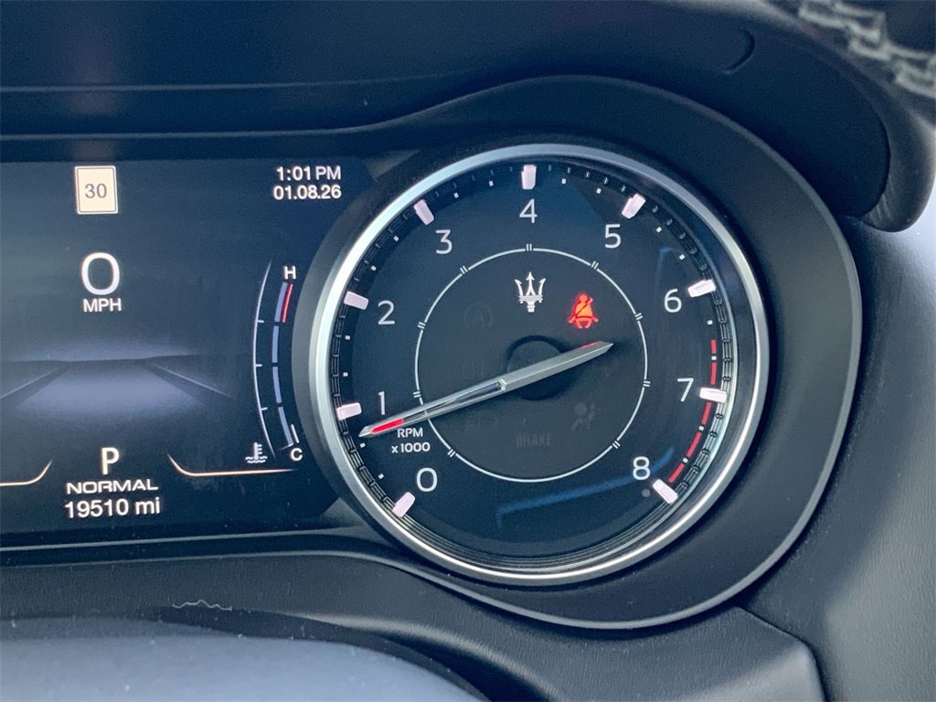 Used 2022 Maserati Ghibli Modena Q4 image 11