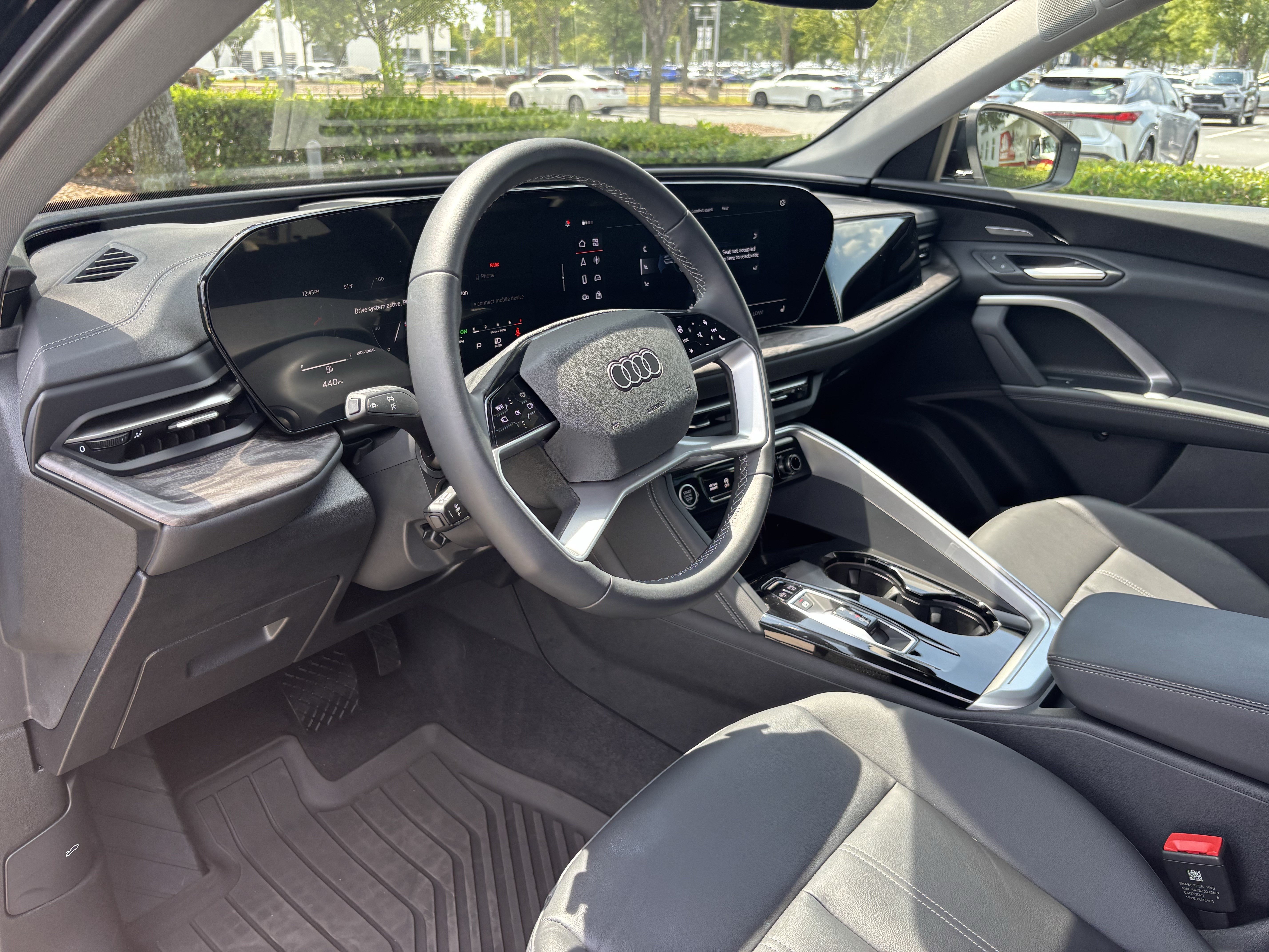 Certified 2025 Audi Q5 Premium w/ Premium Plus AWD/4WD image 17