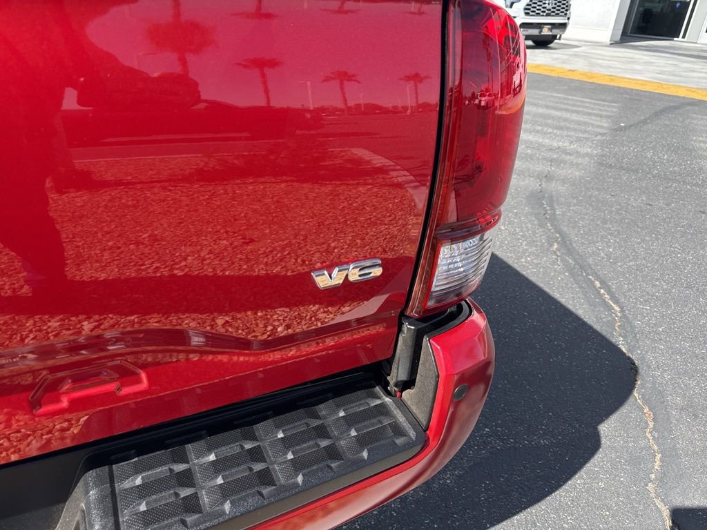 Certified 2023 Toyota Tacoma SR5 AWD/4WD image 8