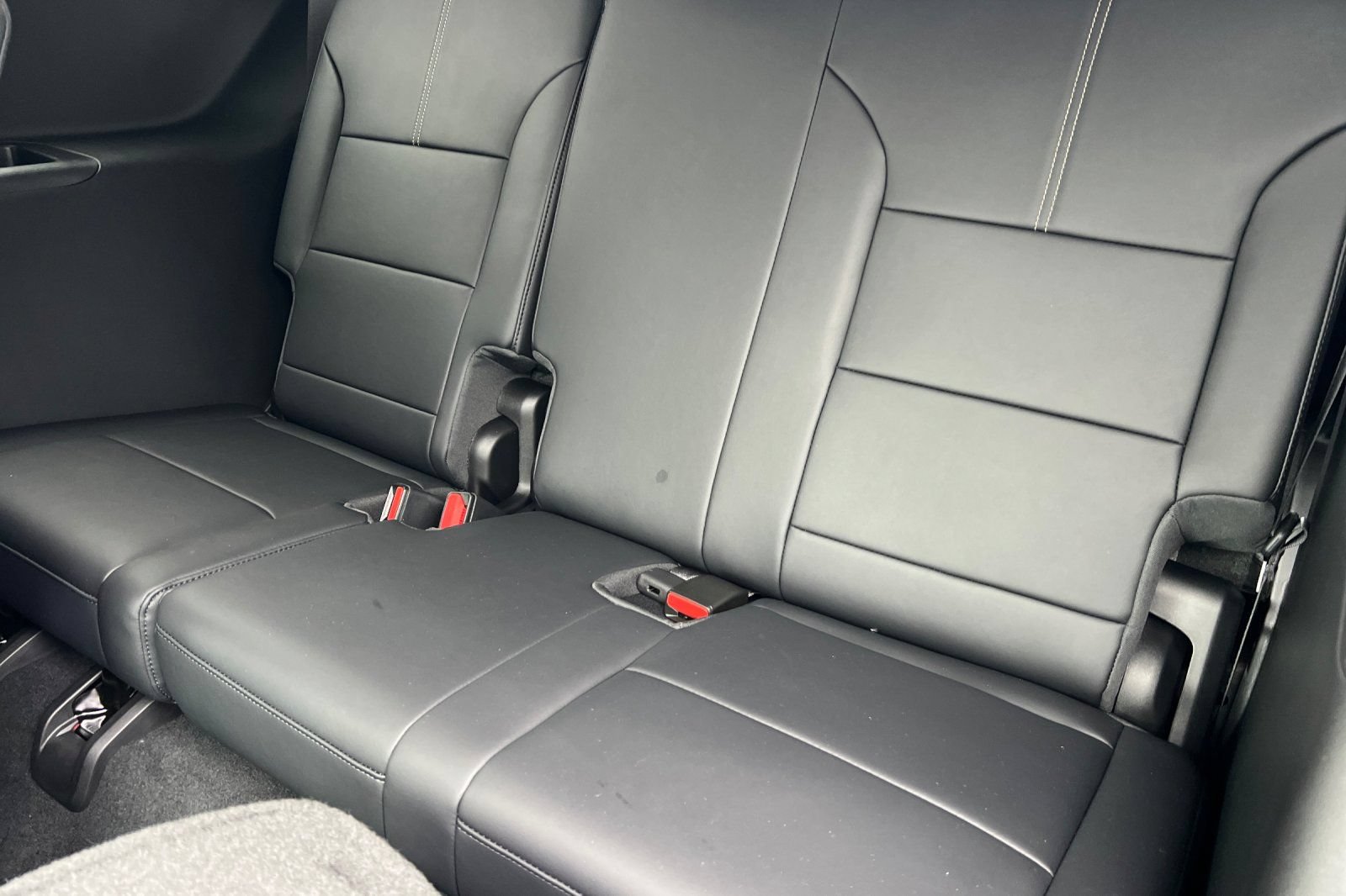 New 2026 GMC Acadia Elevation w/ Black Edition AWD/4WD image 12
