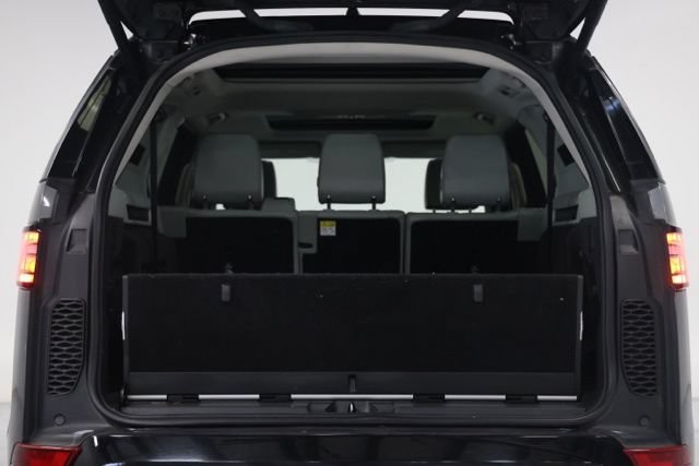 Used 2019 Land Rover Discovery HSE Luxury AWD/4WD image 15