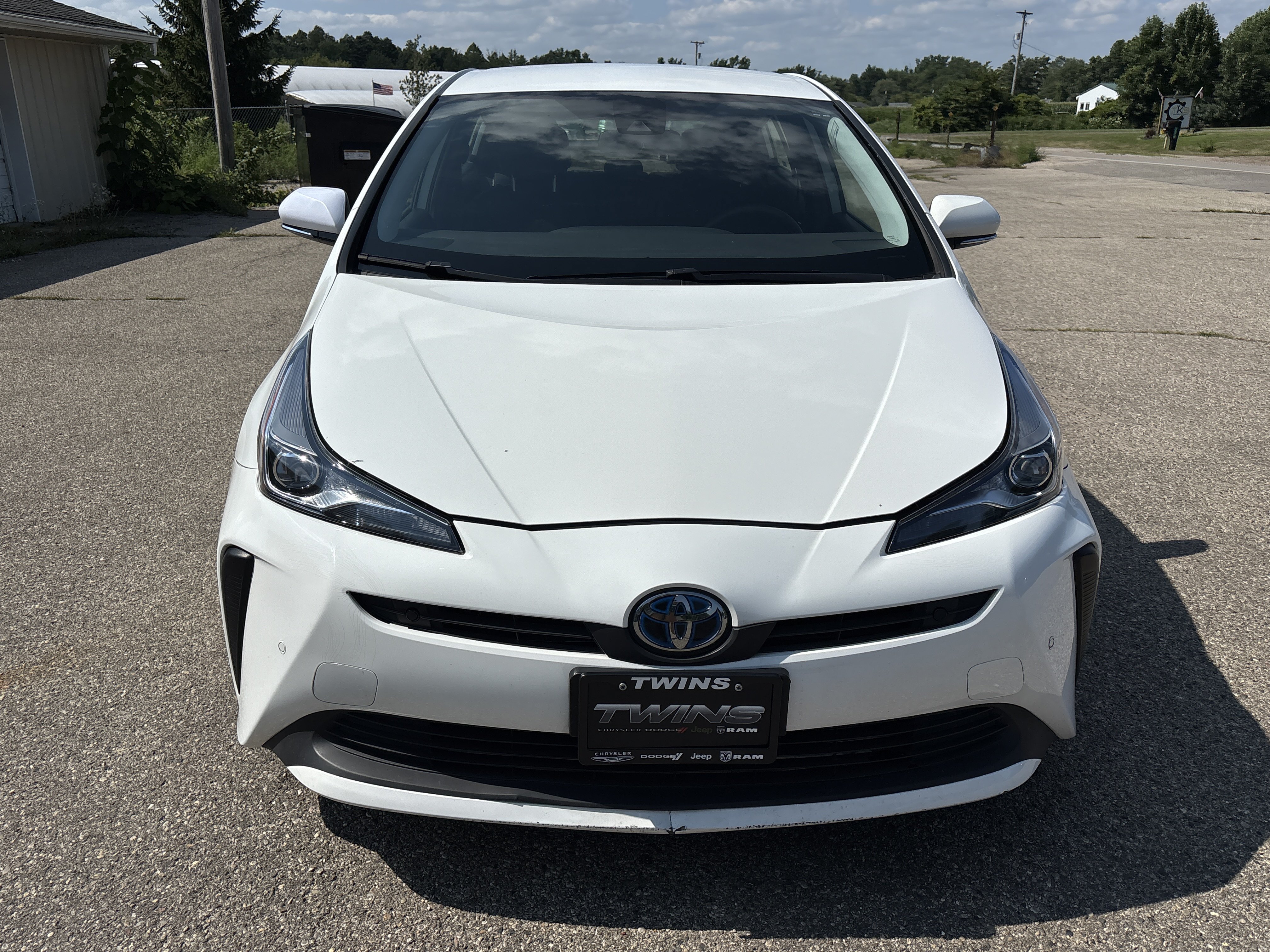 Used 2022 Toyota Prius LE FWD image 11