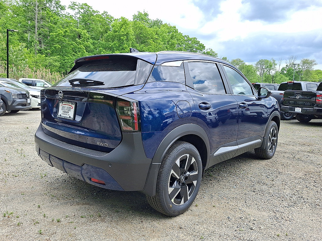 New 2026 Nissan Kicks SV w/ SV Premium Package AWD/4WD image 4