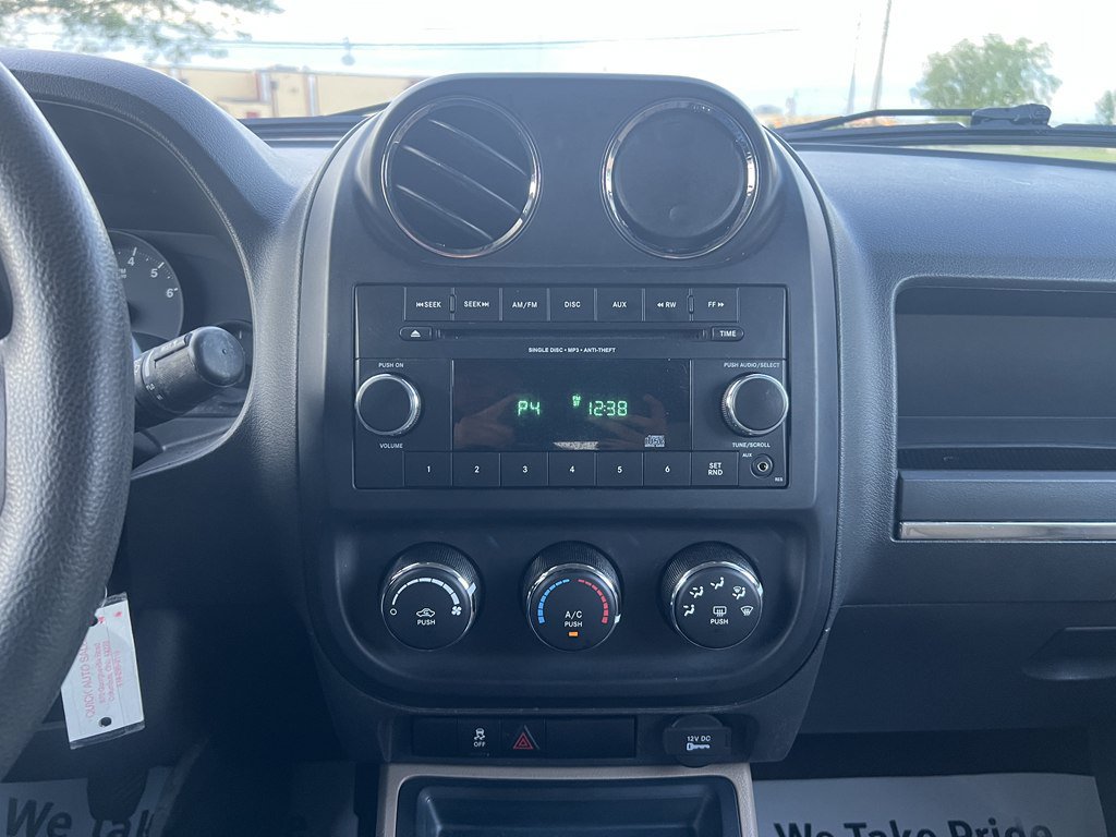 Used 2012 Jeep Patriot Sport w/ Tire & Wheel Group FWD image 19