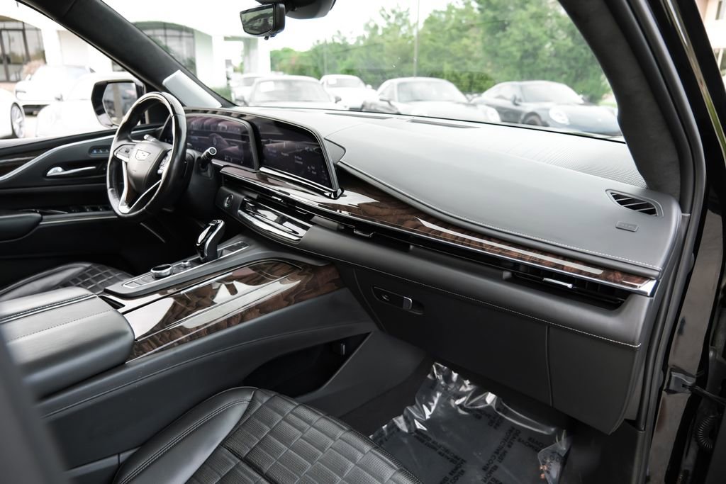 Used 2021 Cadillac Escalade ESV Sport Platinum image 10