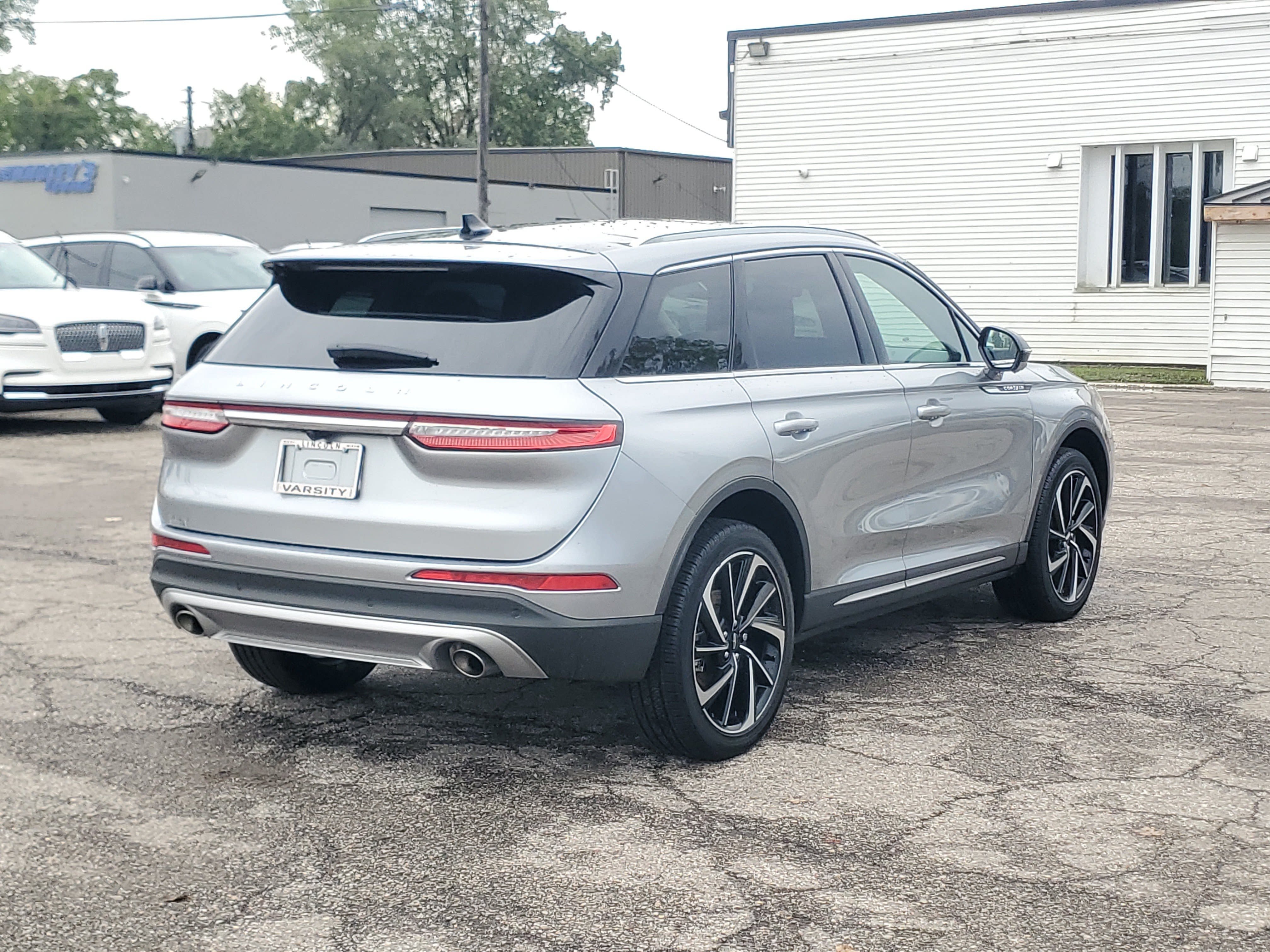 Certified 2024 Lincoln Corsair Reserve w/ Equipment Group 201A AWD/4WD image 6