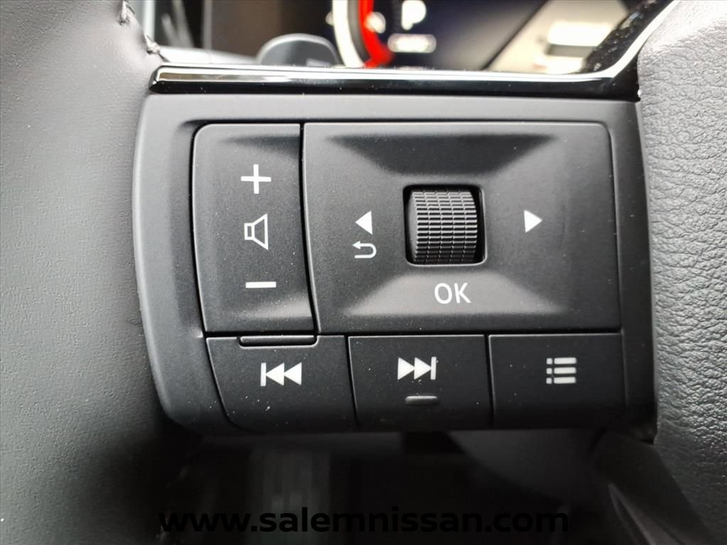 New 2026 Nissan Pathfinder Platinum image 16