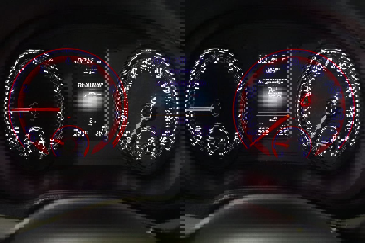 Used 2021 Volkswagen Passat 2.0T SE image 33