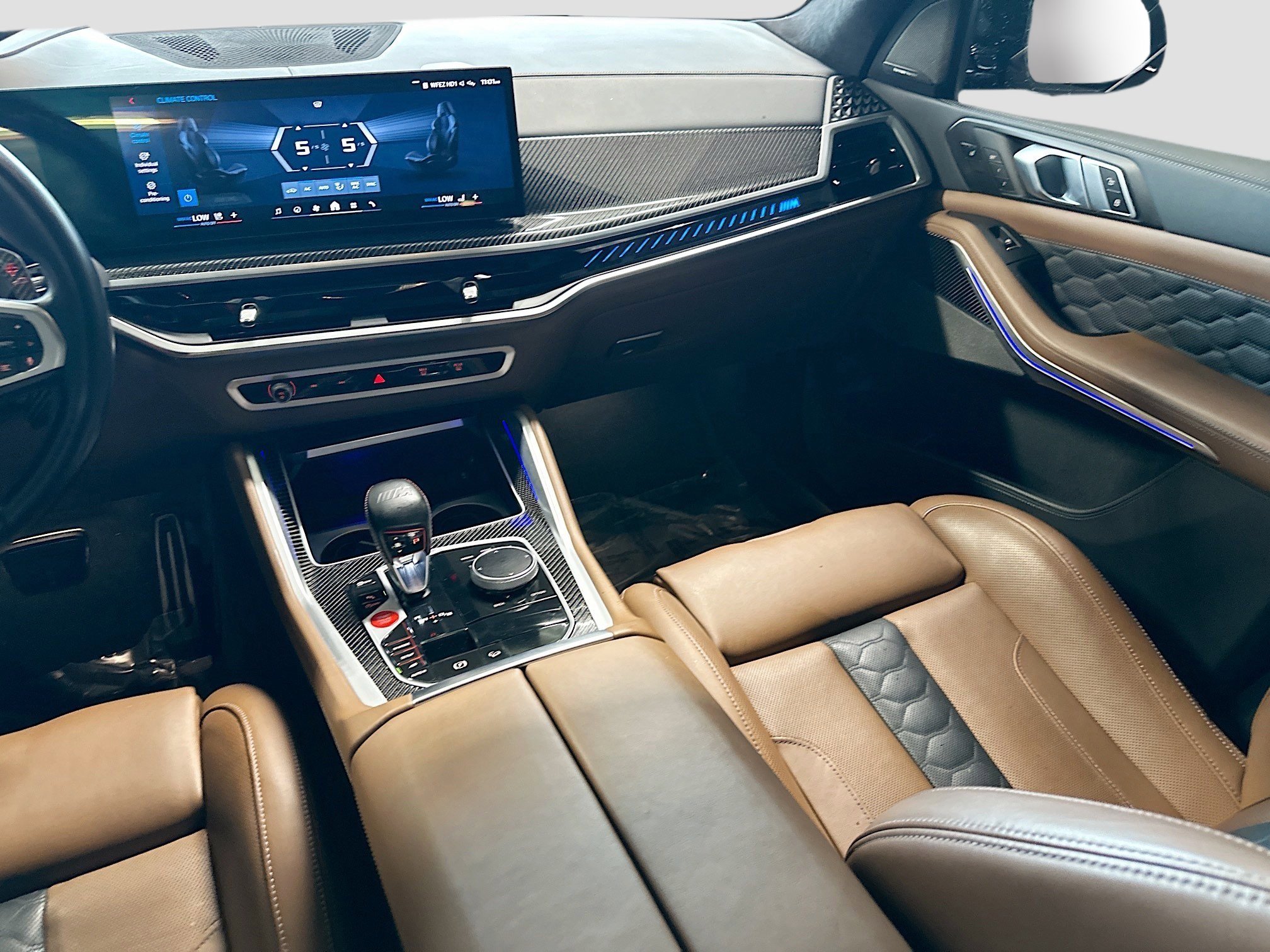 Used 2024 BMW X5 M Competition w/ Executive Package image 25