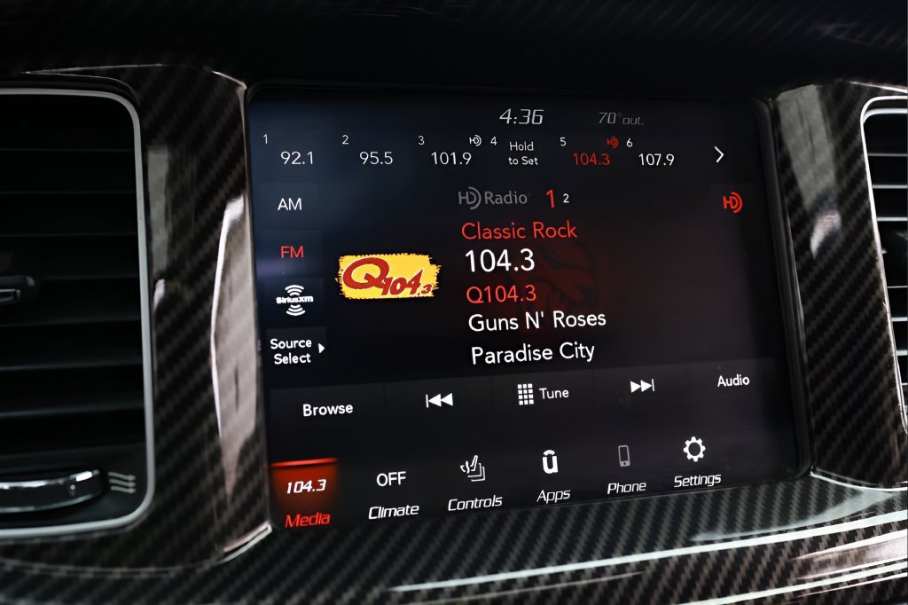 Used 2021 Dodge Charger R/T w/ Plus Group RWD image 40
