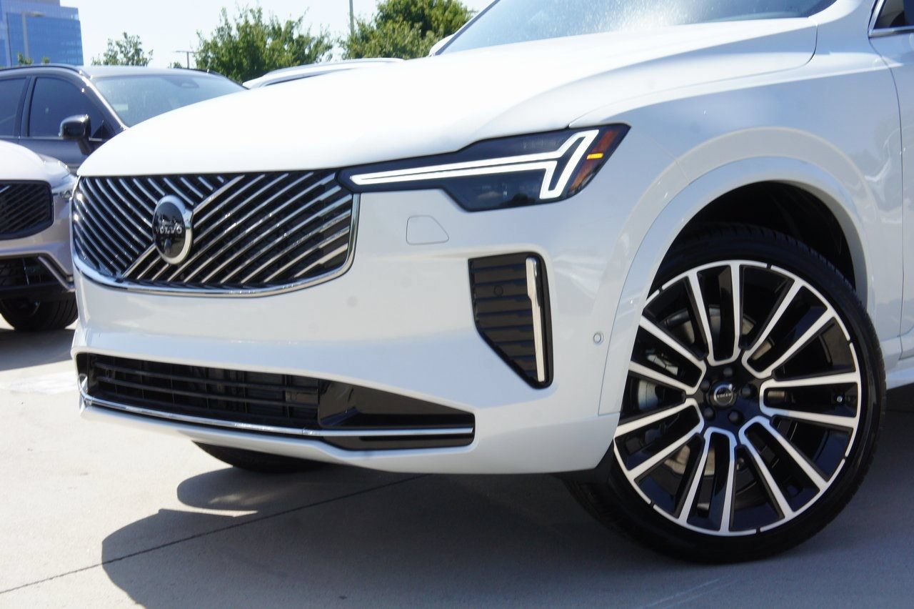 New 2026 Volvo XC90 B6 Plus w/ Protection Package Premier AWD/4WD image 6