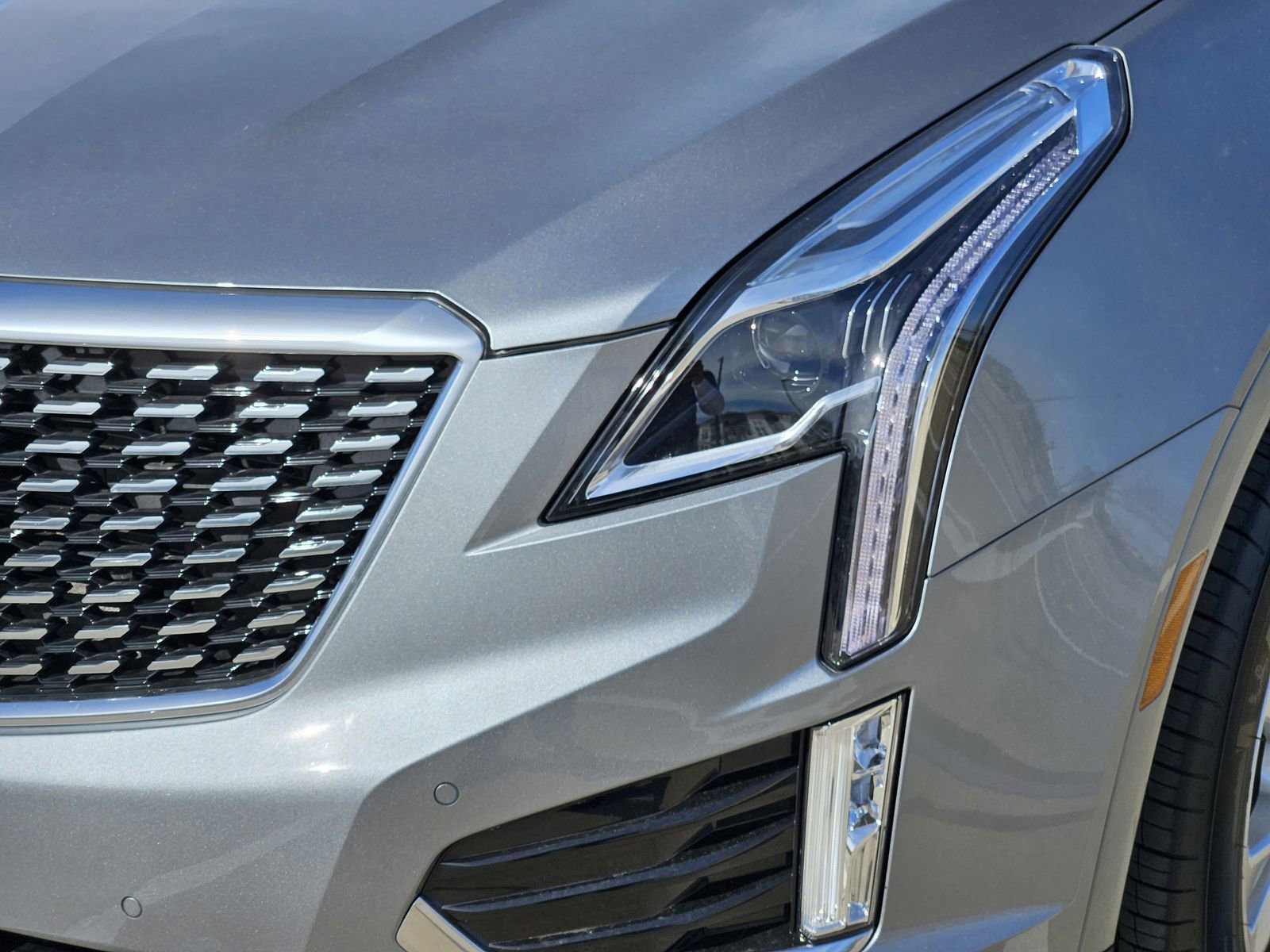 New 2026 Cadillac XT5 Luxury image 10