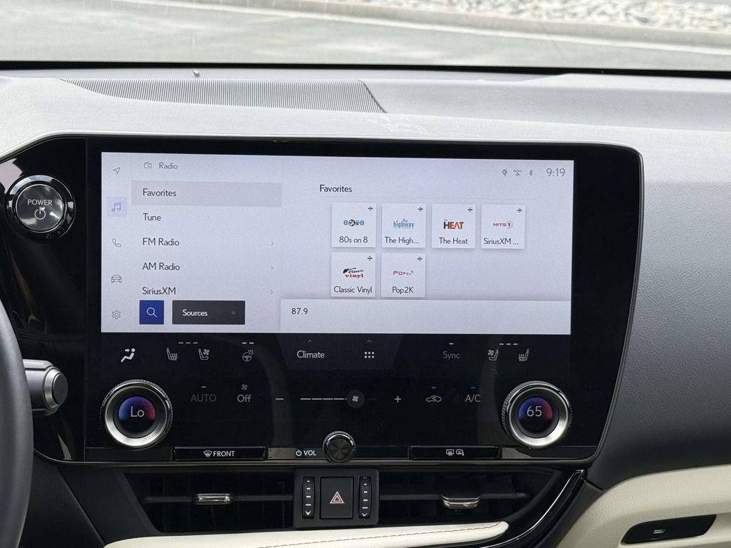 Used 2024 Lexus NX 350h AWD image 10