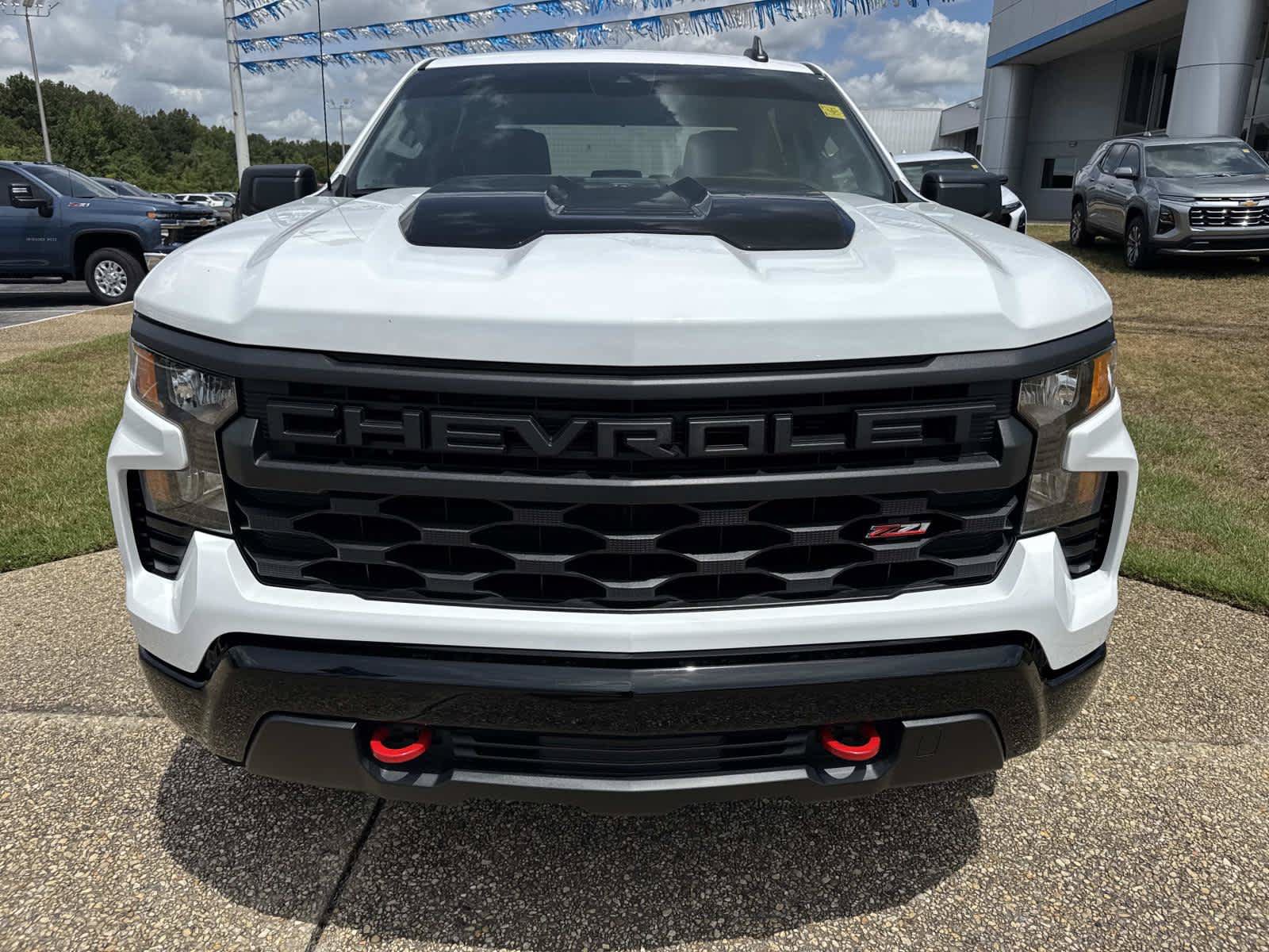 New 2026 Chevrolet Silverado 1500 Custom Trail Boss AWD/4WD image 2