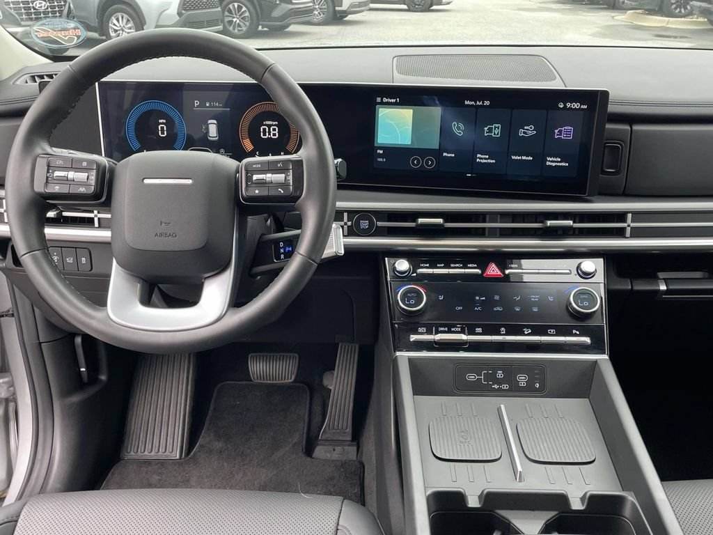 Certified 2025 Hyundai Santa Fe SEL AWD/4WD image 4