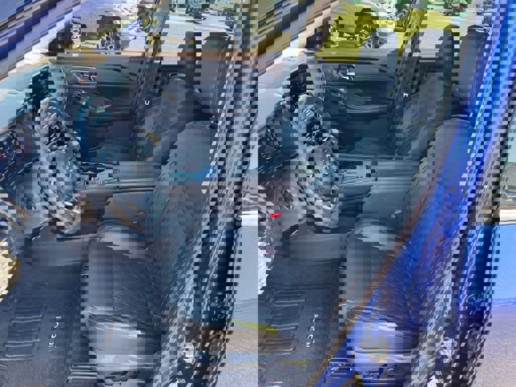 Used 2023 Nissan Rogue Platinum w/ Platinum Premium Package image 10