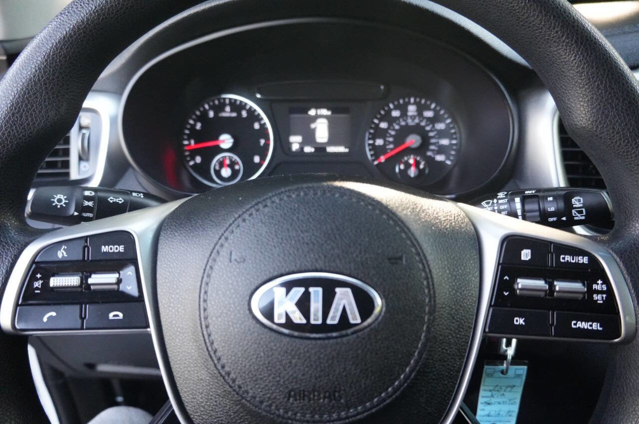 Used 2019 Kia Sorento AWD V6 image 14