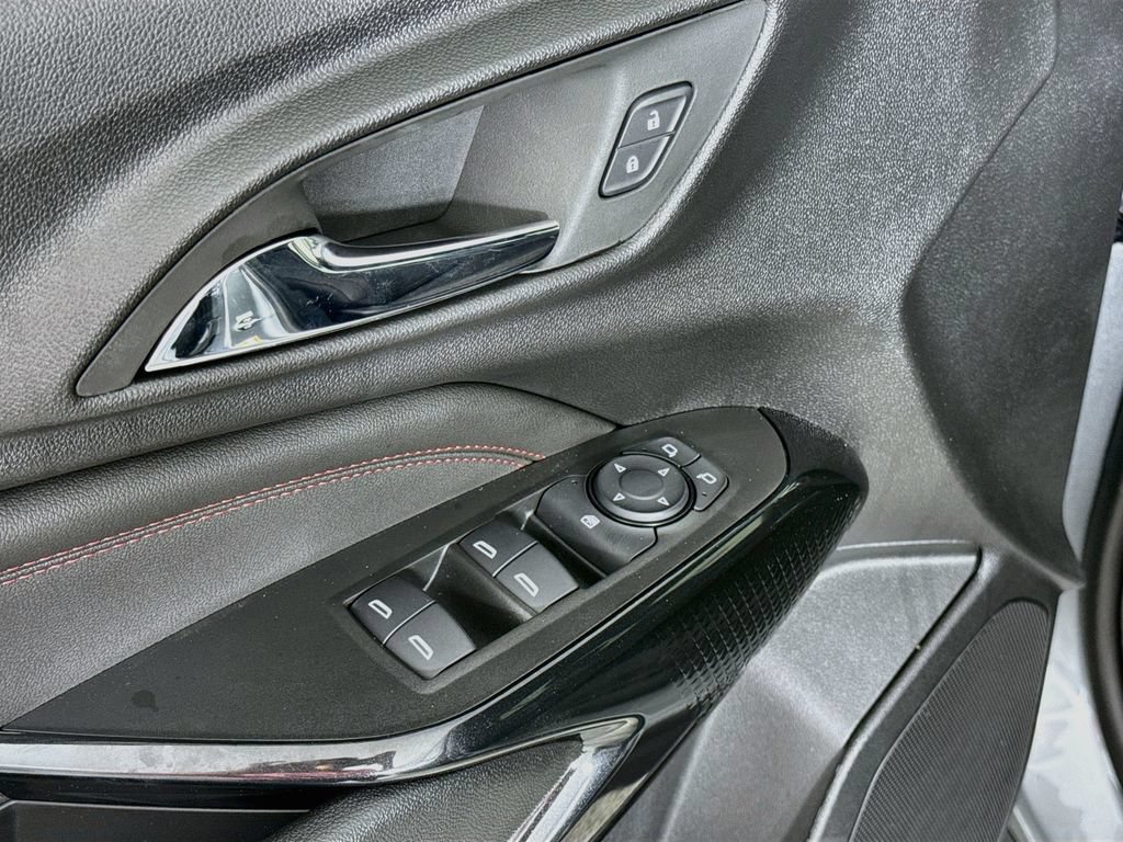 New 2026 Chevrolet Trax RS w/ Driver Confidence Package FWD image 19